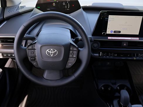 Certified 2025 Toyota Prius XLE image 12
