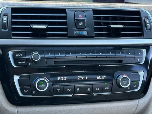 Used 2016 BMW 328i Sedan w/ Technology Package image 22