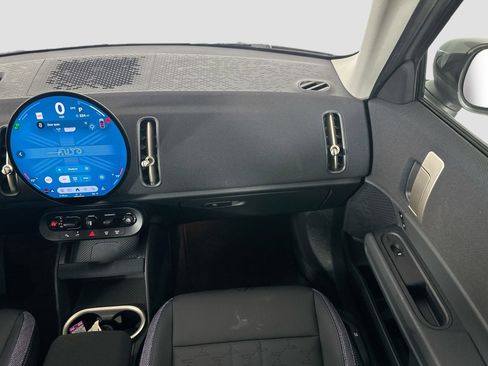 Certified 2025 MINI Cooper Countryman S image 32