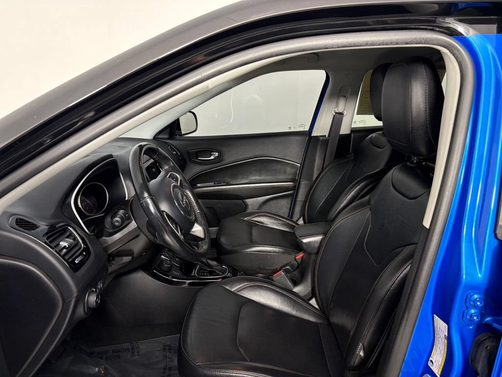 Used 2019 Jeep Compass Limited AWD/4WD image 18