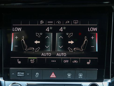 Used 2022 Audi e-tron Premium image 9