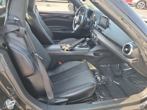 Certified 2023 MAZDA MX-5 Miata Grand Touring RWD image 19