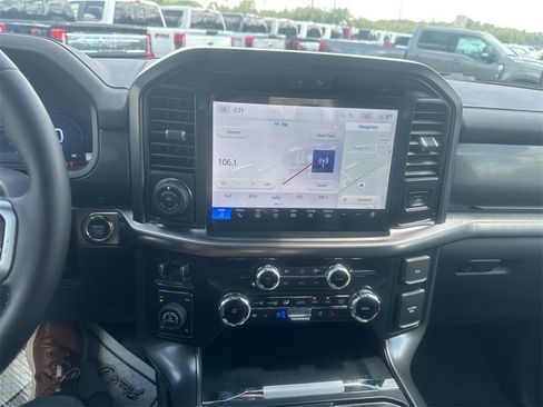 New 2025 Ford F150 Lariat w/ Equipment Group 501A Mid image 24