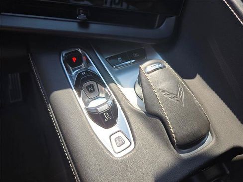 Used 2020 Chevrolet Corvette Stingray Preferred Cpe w/ 2LT Preferred Equipment Group RWD image 15