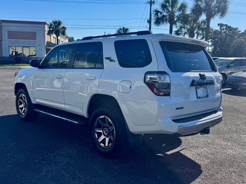 Used 2021 Toyota 4Runner TRD Off-Road AWD/4WD image 6