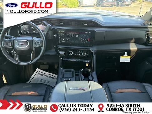 Used 2024 GMC Sierra 2500 AT4 w/ AT4 Premium Plus Package AWD/4WD image 11