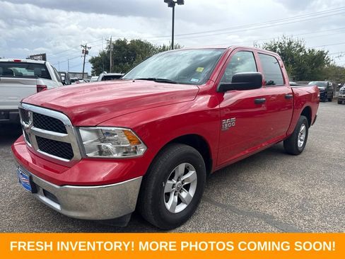 Used 2022 RAM 1500 Classic SLT RWD image 3