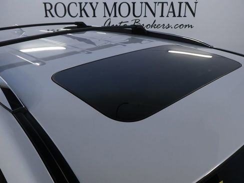 Used 2020 Acura MDX w/ Technology Package image 12