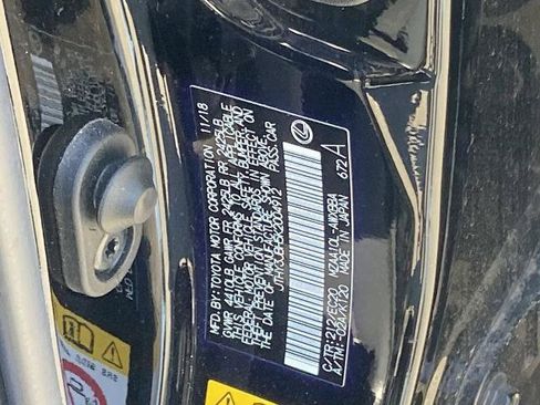 Used 2019 Lexus UX 200 w/ Premium Package FWD image 30
