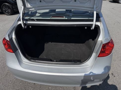 Used 2009 Hyundai Elantra GLS w/ Popular Equipment Pkg 2 FWD image 21