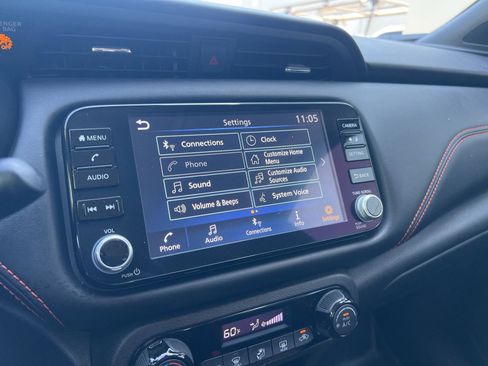 Used 2023 Nissan Kicks SR w/ Exterior Package FWD image 18