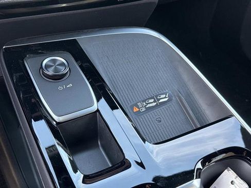 New 2026 Buick Enclave Preferred w/ Power Package image 22