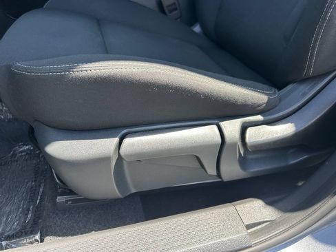 Used 2023 Nissan Rogue S FWD image 24