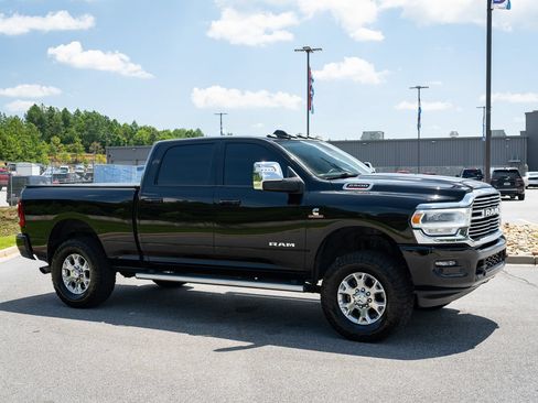 Used 2024 RAM 2500 Laramie AWD/4WD image 12
