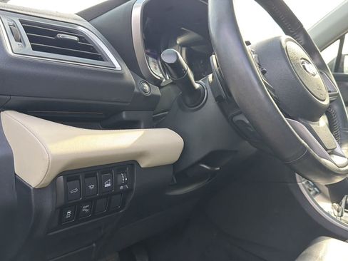 Used 2022 Subaru Ascent Touring w/ Popular Package #2A AWD/4WD image 9