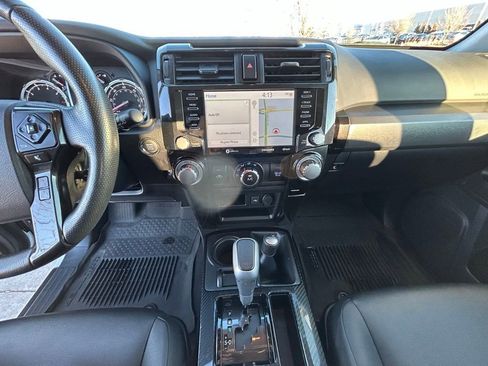 Used 2024 Toyota 4Runner TRD Off-Road Premium image 27