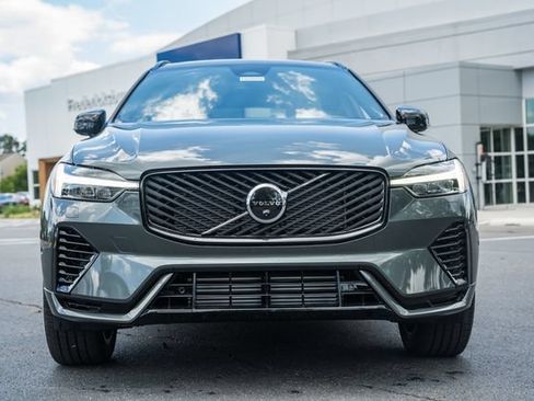 New 2026 Volvo XC60 T8 Plus w/ Climate Package AWD/4WD image 2