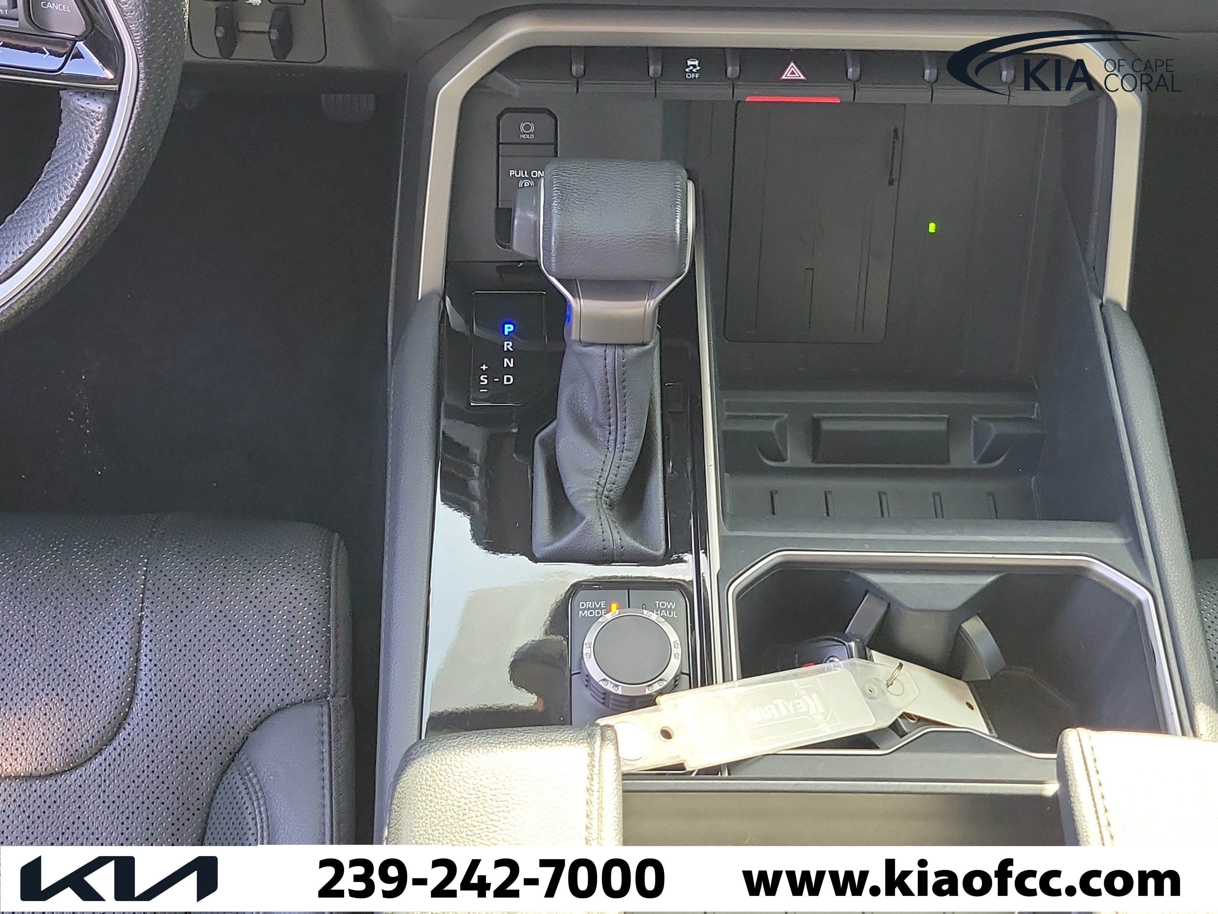 Used 2023 Toyota Tundra Limited w/ Power Package RWD image 19