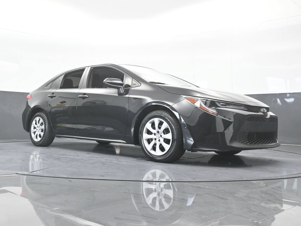 Used 2022 Toyota Corolla LE FWD image 57