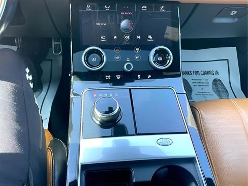 Used 2019 Land Rover Range Rover Velar R-Dynamic SE image 20