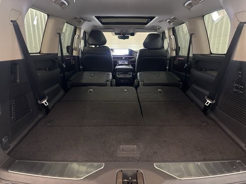 Certified 2025 INFINITI QX80 Sensory image 34