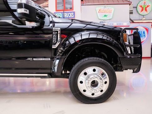 Used 2022 Ford F450 Platinum w/ FX4 Off-Road Package image 8