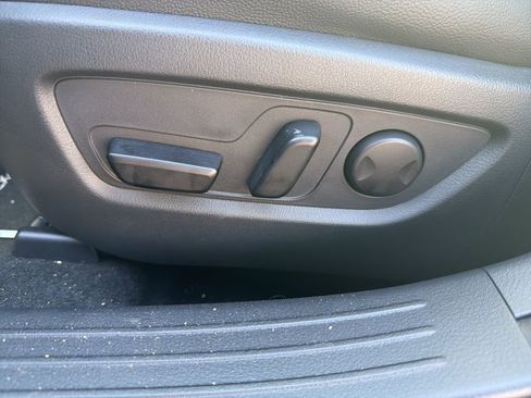 Used 2025 MAZDA CX-50 AWD 2.5 Turbo w/ Premium Pkg image 29