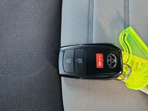 Used 2024 Toyota Tacoma TRD Sport image 26