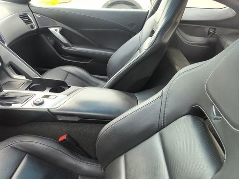 Used 2016 Chevrolet Corvette 3LT w/ 3LT Preferred Equipment Group image 3