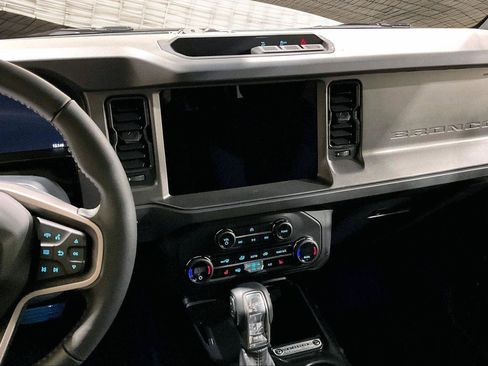 New 2025 Ford Bronco Big Bend image 6