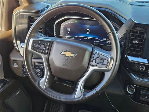 Used 2024 Chevrolet Silverado 2500 LTZ w/ LTZ Convenience Package image 11