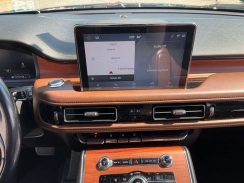 Used 2020 Lincoln Aviator Reserve w/ Equipment Group 202A AWD/4WD image 13