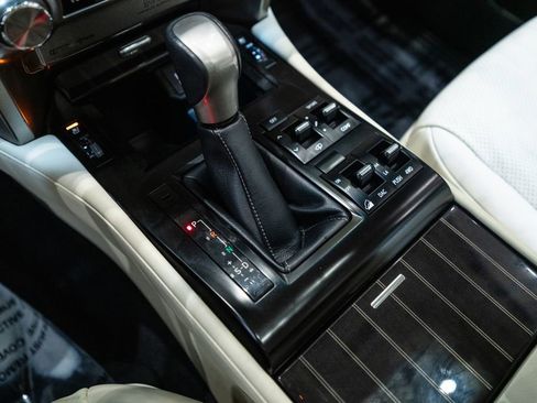 Used 2021 Lexus GX 460 Luxury image 32