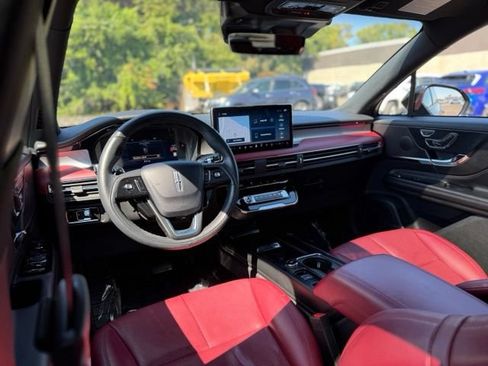 Used 2023 Lincoln Corsair Reserve w/ Equipment Group 201A AWD/4WD image 21