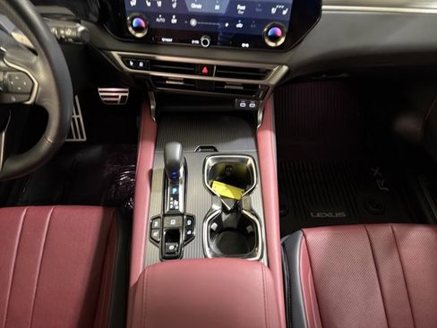 Used 2024 Lexus RX 350 F Sport w/ Convenience Package image 33