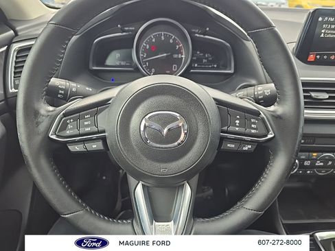 Used 2017 MAZDA MAZDA3 Grand Touring w/ Premium Equipment Package FWD image 22