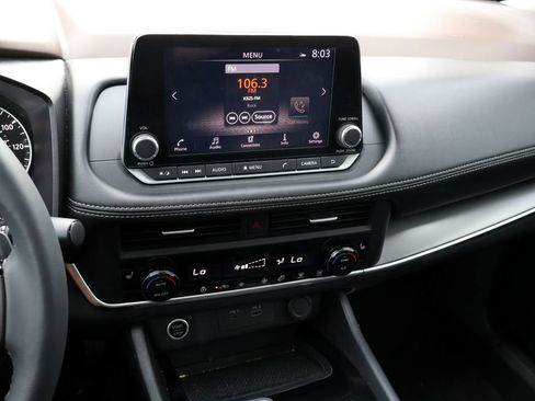 Used 2023 Nissan Rogue SV w/ SV Premium B Package FWD image 30