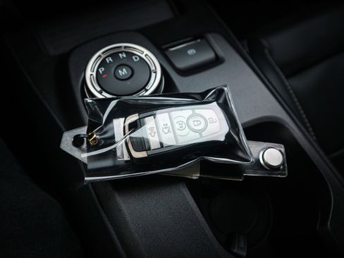 Used 2020 Ford Mustang Shelby GT500 w/ Technology Package image 35