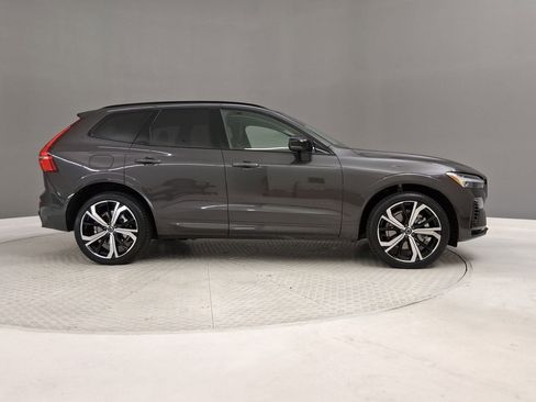 Used 2025 Volvo XC60 T8 Ultra w/ Protection Package Premier AWD/4WD image 6