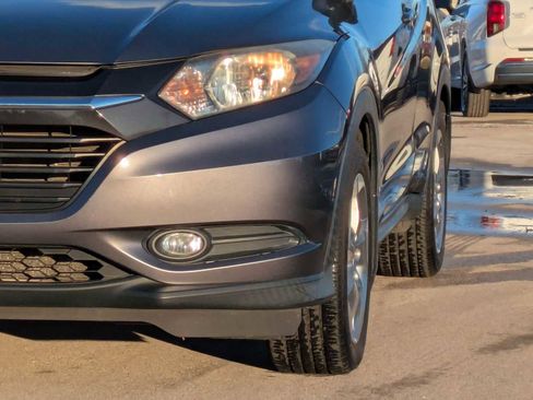 Certified 2017 Honda HR-V EX image 10