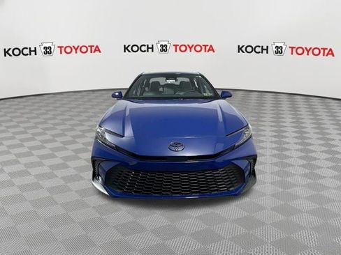 New 2026 Toyota Camry SE image 3