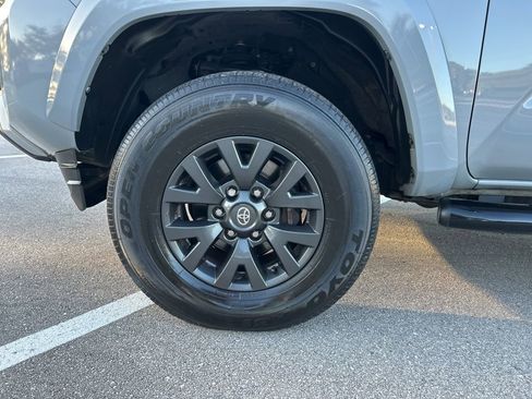 Used 2021 Toyota Tacoma SR5 image 47