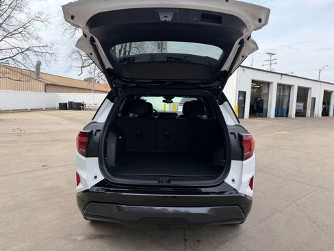 New 2026 GMC Terrain AT4 image 35