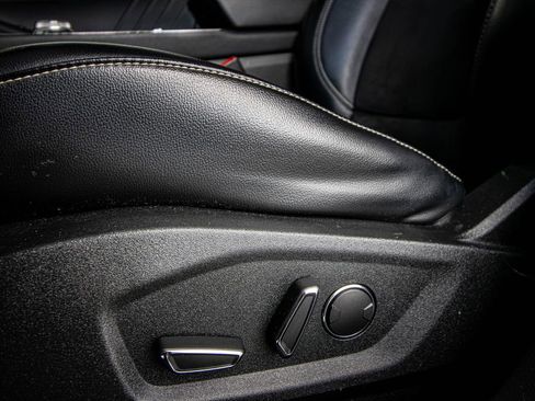 Used 2019 Ford Edge ST w/ Equipment Group 401A image 20