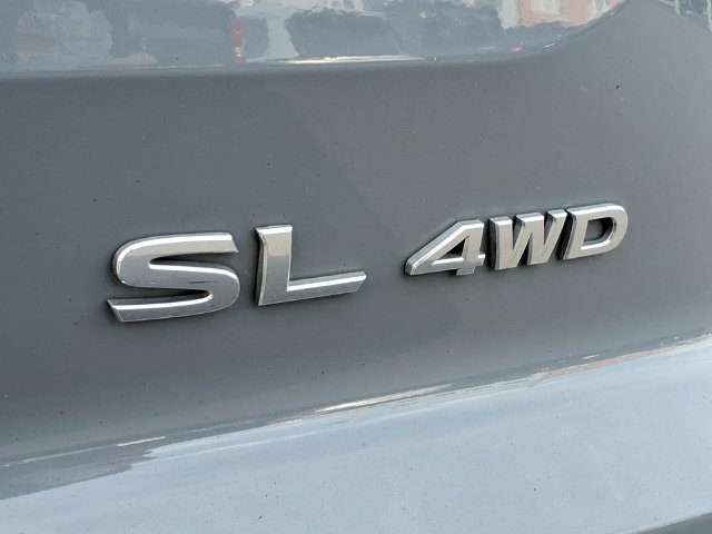 Used 2024 Nissan Pathfinder SL AWD/4WD image 25