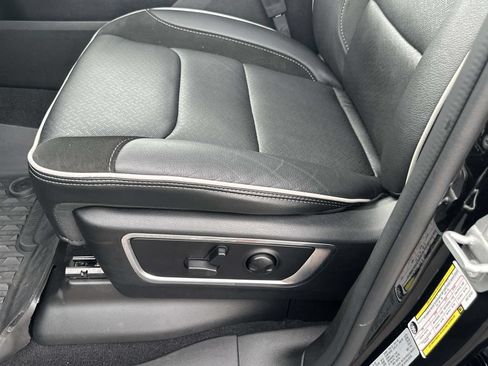 Used 2025 RAM 1500 Laramie w/ Night Edition AWD/4WD image 22