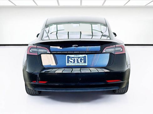 Used 2019 Tesla Model 3 Mid Range image 5