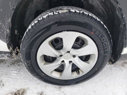 Used 2023 Toyota RAV4 LE image 47