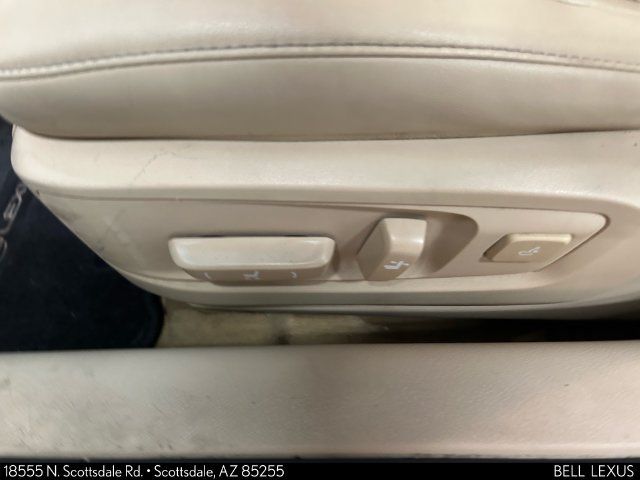 Used 2014 Lexus ES 300h w/ Premium Package w/Bamboo Trim FWD image 22