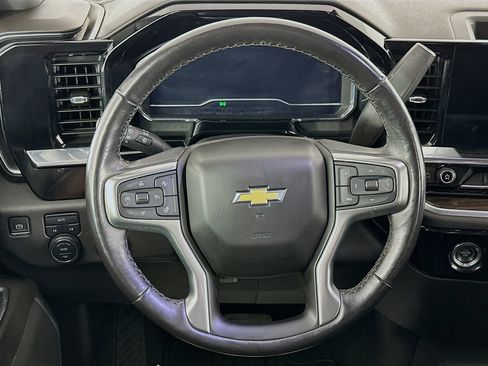 Used 2022 Chevrolet Silverado 1500 LT image 18